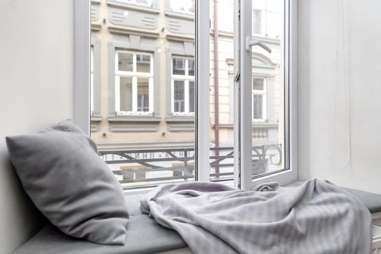 Main Square Apartment Good Stay In The City Center Lviv Exterior foto