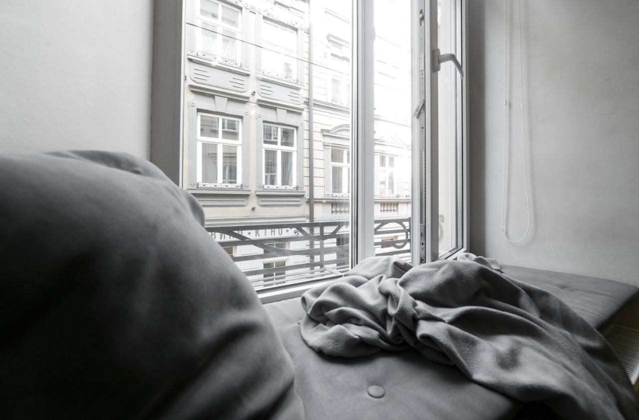 Main Square Apartment Good Stay In The City Center Lviv Exterior foto